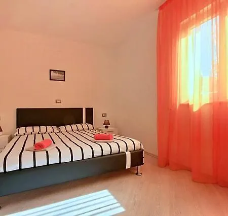 Villanova Apartments Porec Room photo